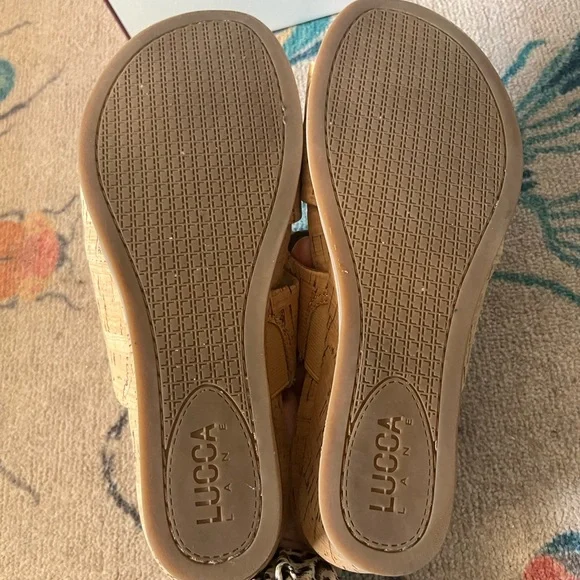 Lucca Lane Whitley Sandals - Picture 4 of 6